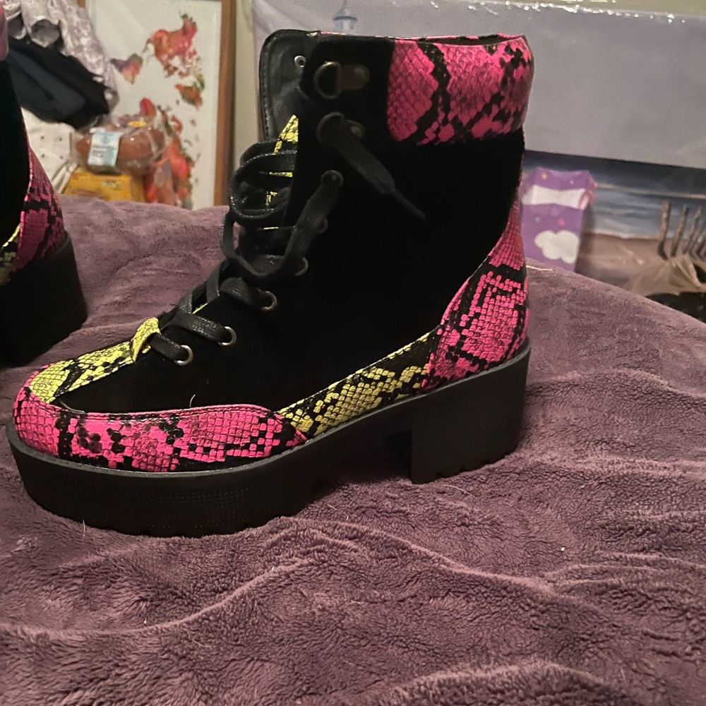 Vivianly Black and Pink Snake Print Combat Boots - Picture 3 of 5